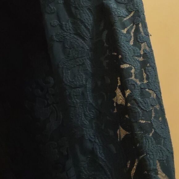 Laundry by Shelli Segal Women's size 10 teal lace overlay 2 piece classic dress - Picture 3 of 10